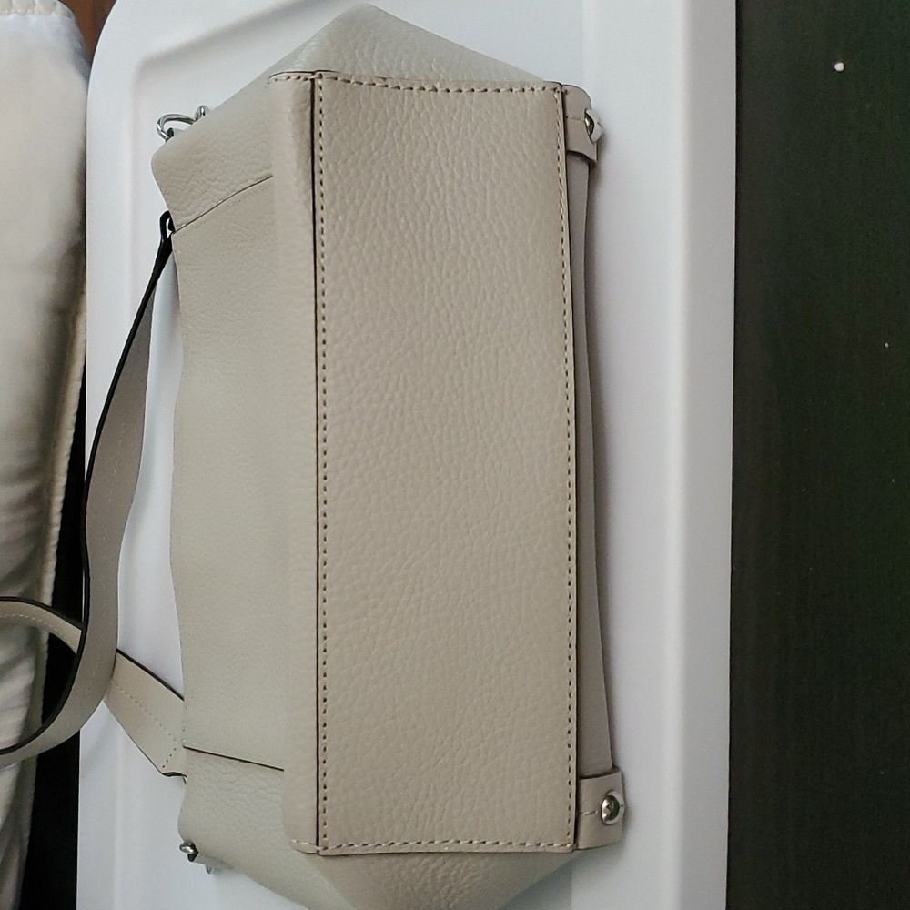 Purse - Picture 3 of 5